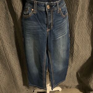 Seven7 Denim Capris with Contrast Stitching
